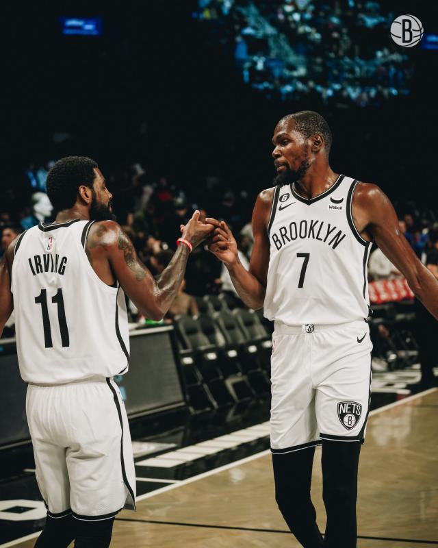 1664854169373080221.jpg FeL_768XwAERzPt.jpg